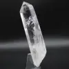 Prisme bi-terminé de cristal de roche re-surfacé - 0