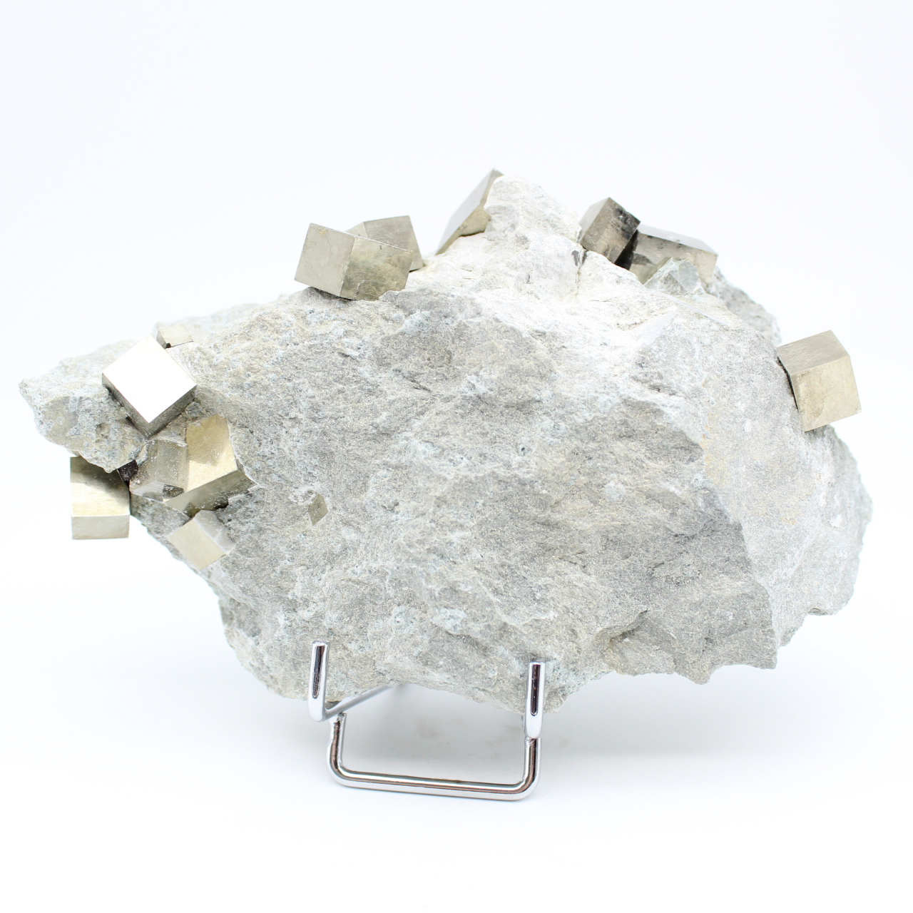 Pyrite sur roche