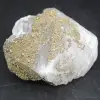 Cristaux de pyrite sur calcite - 0