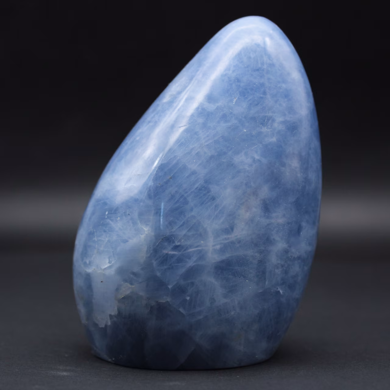Roche en Calcite bleue naturelle
