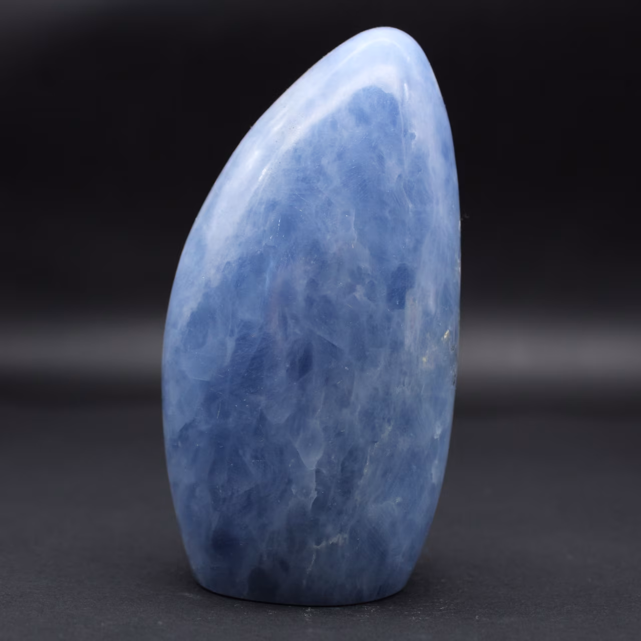 Calcite bleue de Madagascar