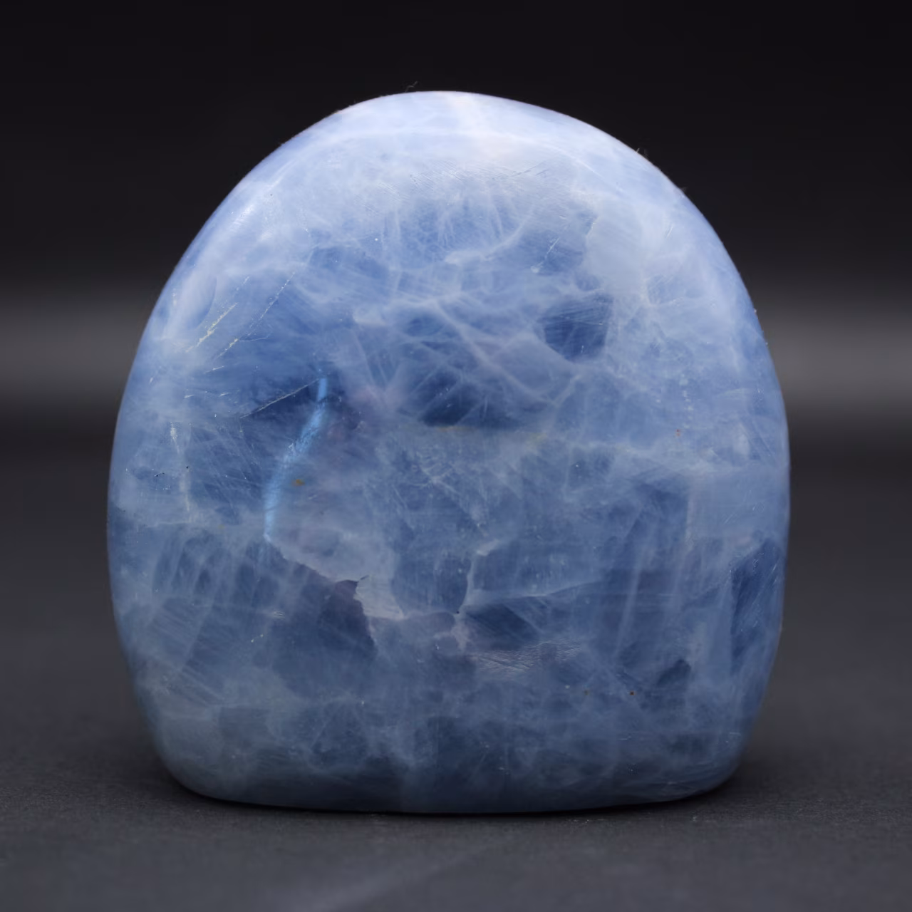 Roche en Calcite bleue
