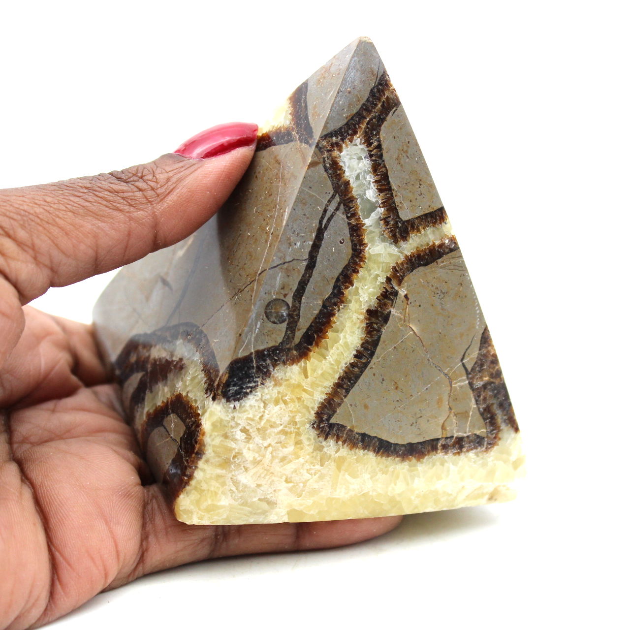 Pyramide en septaria