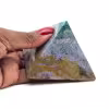 Pyramide en jaspe paysage