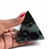 Pyramide en jaspe kambamba
