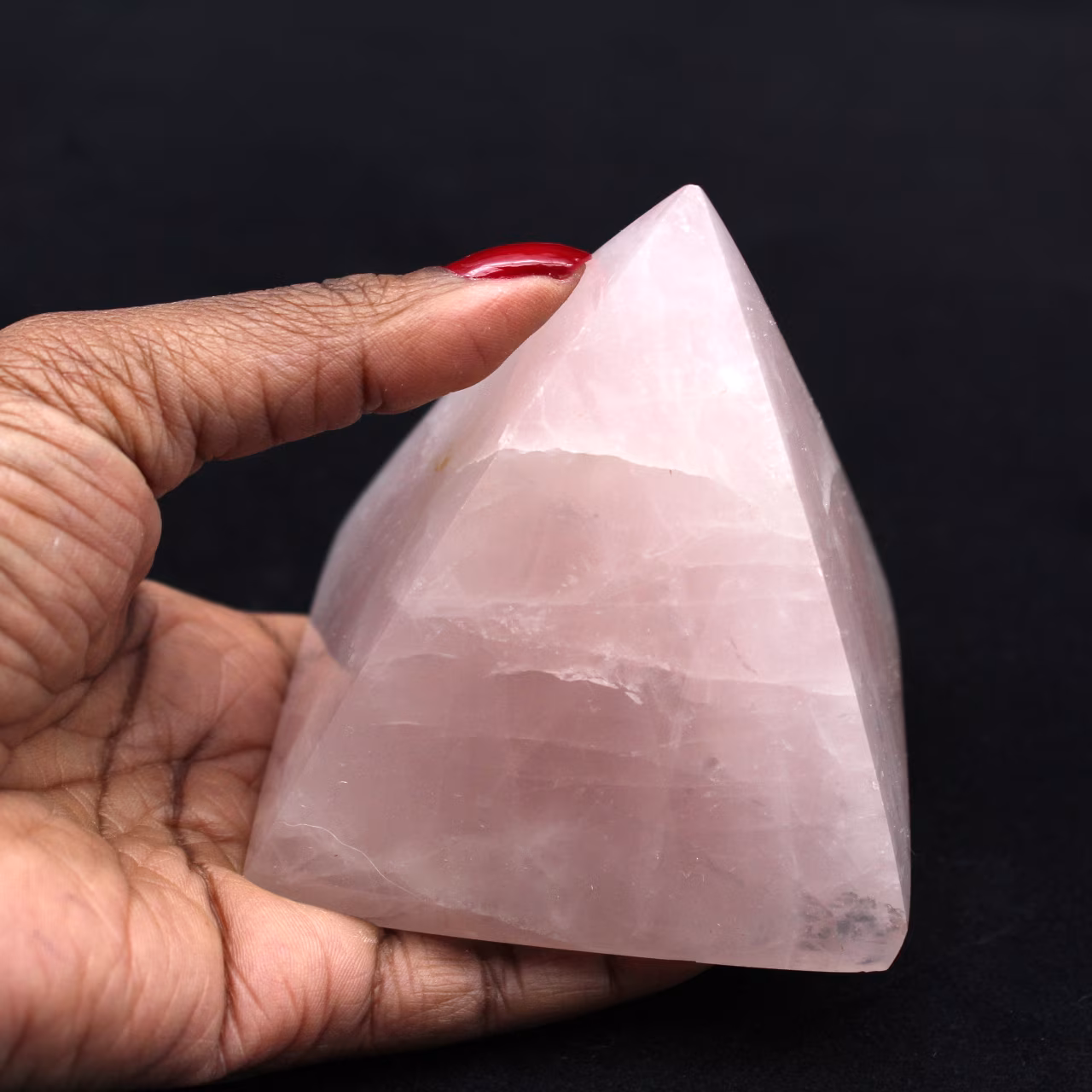 Pyramide en quartz rose