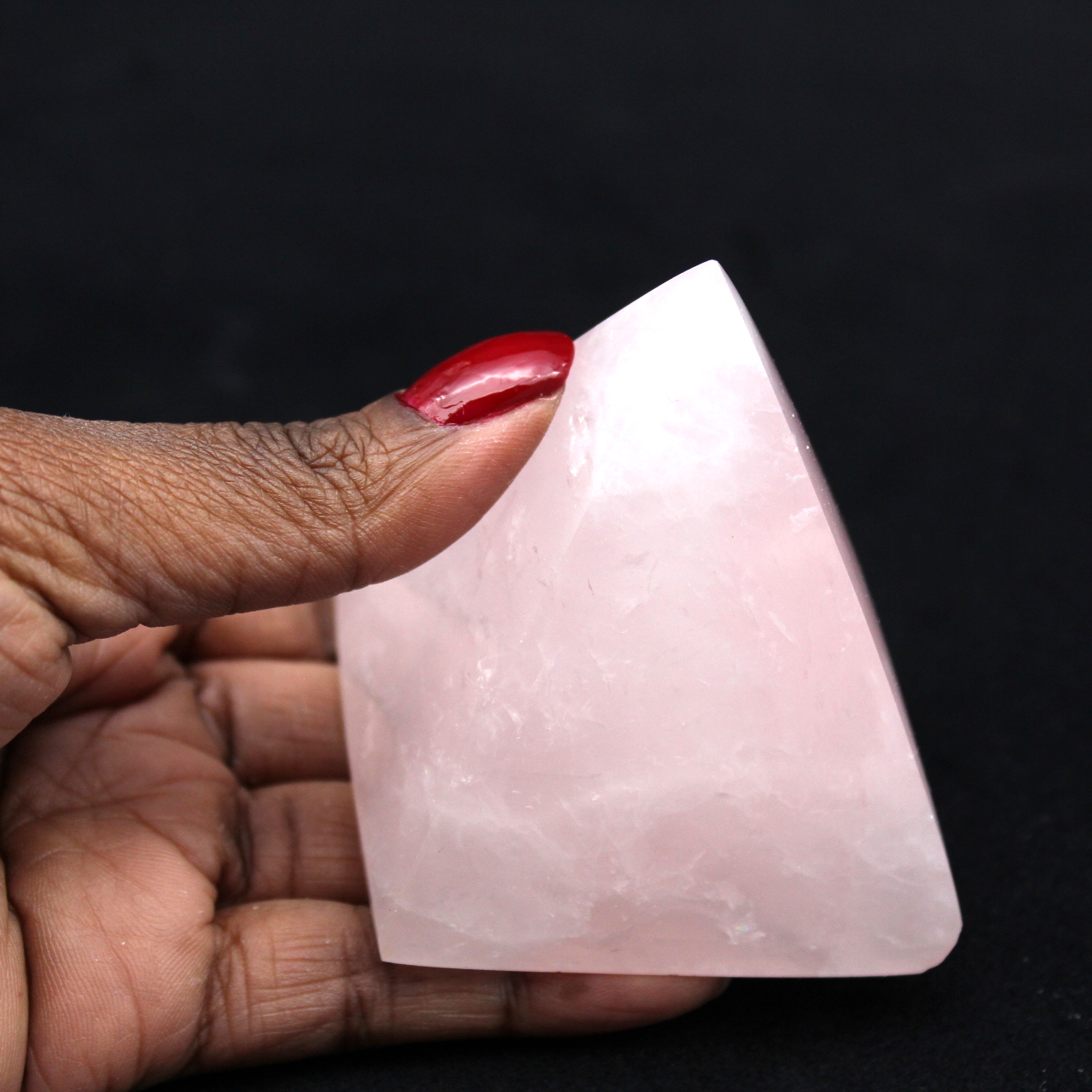 Pyramide en quartz rose