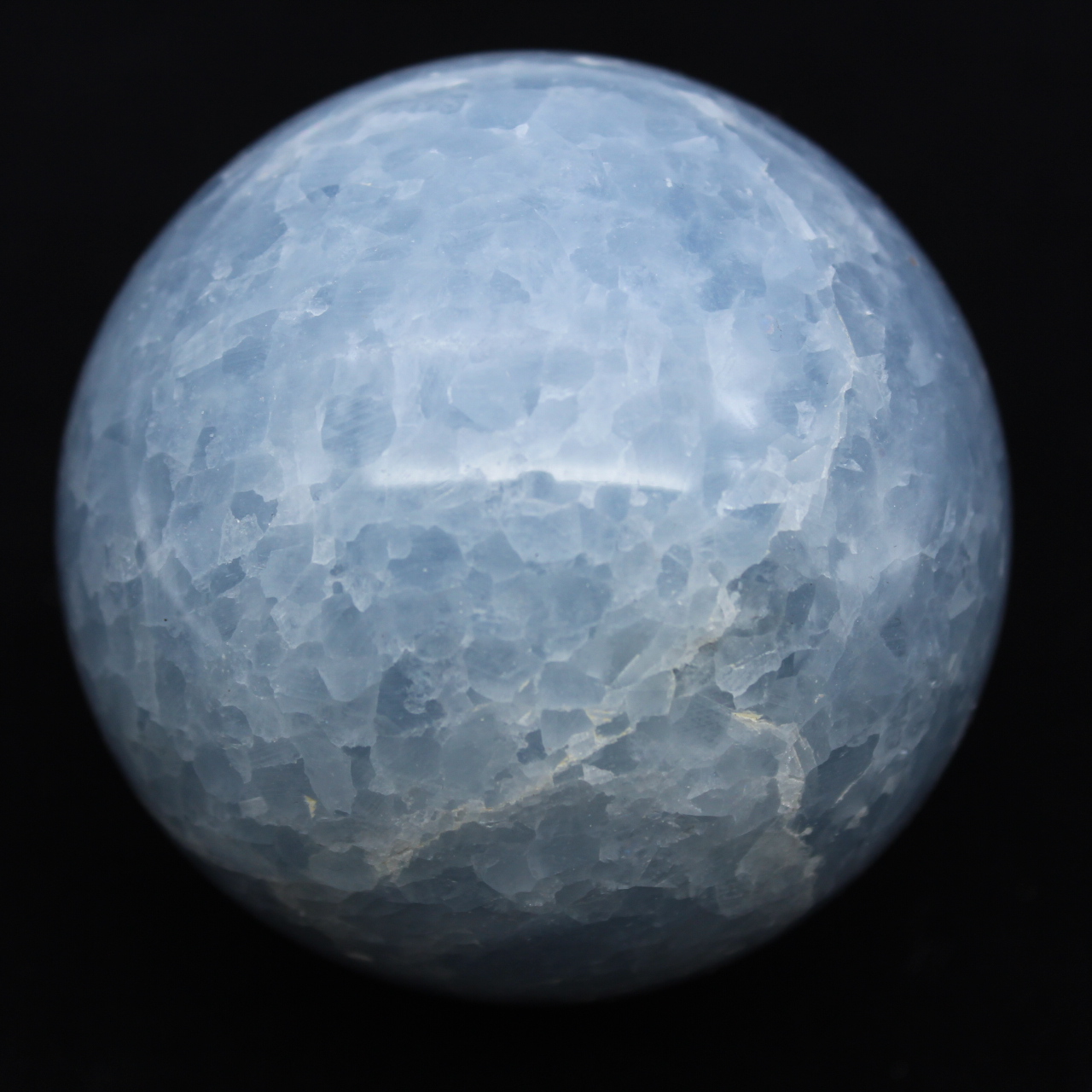 Sphère en calcite bleue