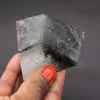 Prisme de cristal quartz avec inclusion chlorite