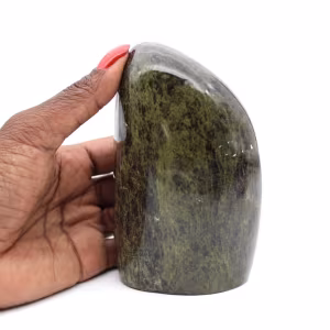 Diopside ornementale naturelle