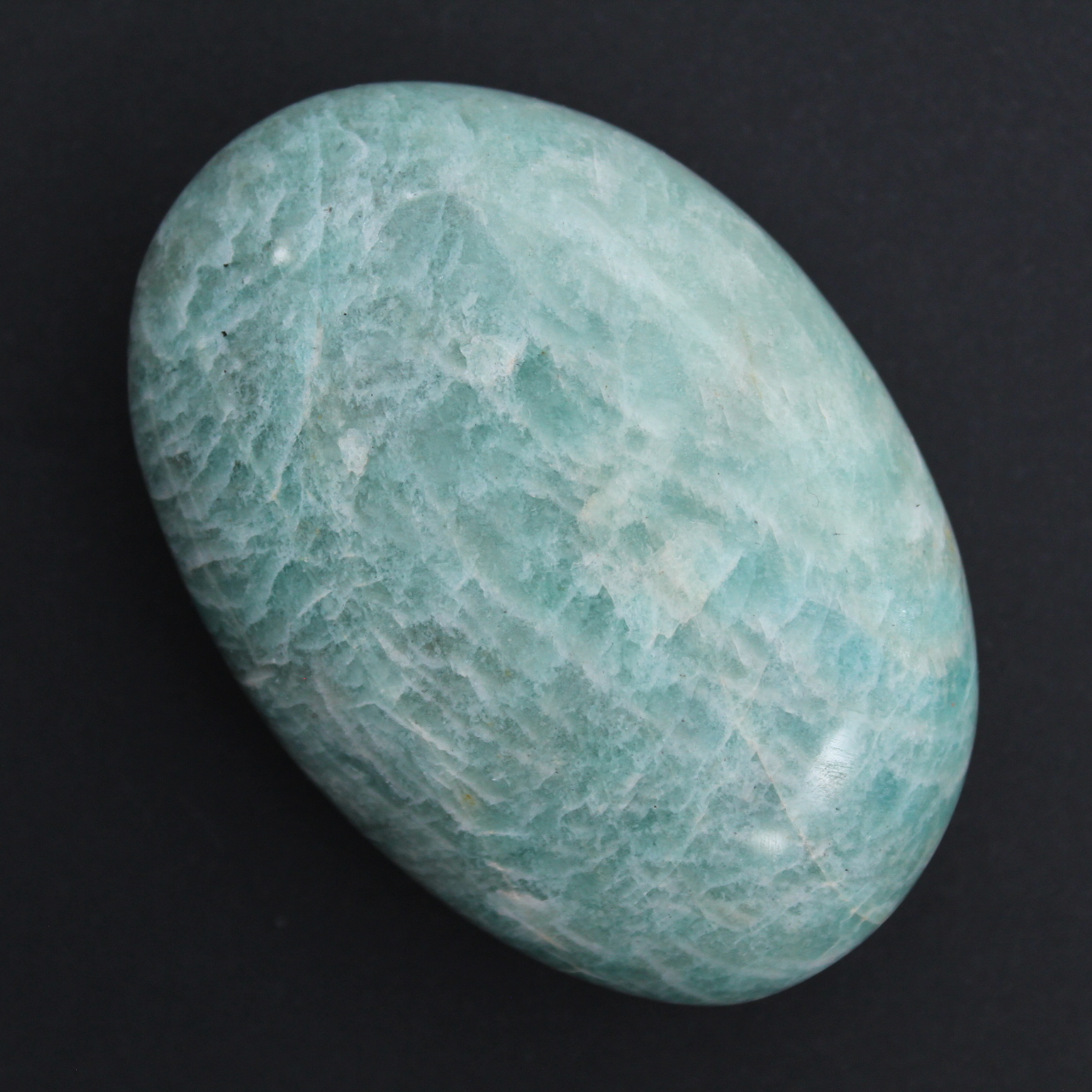 Galet en amazonite