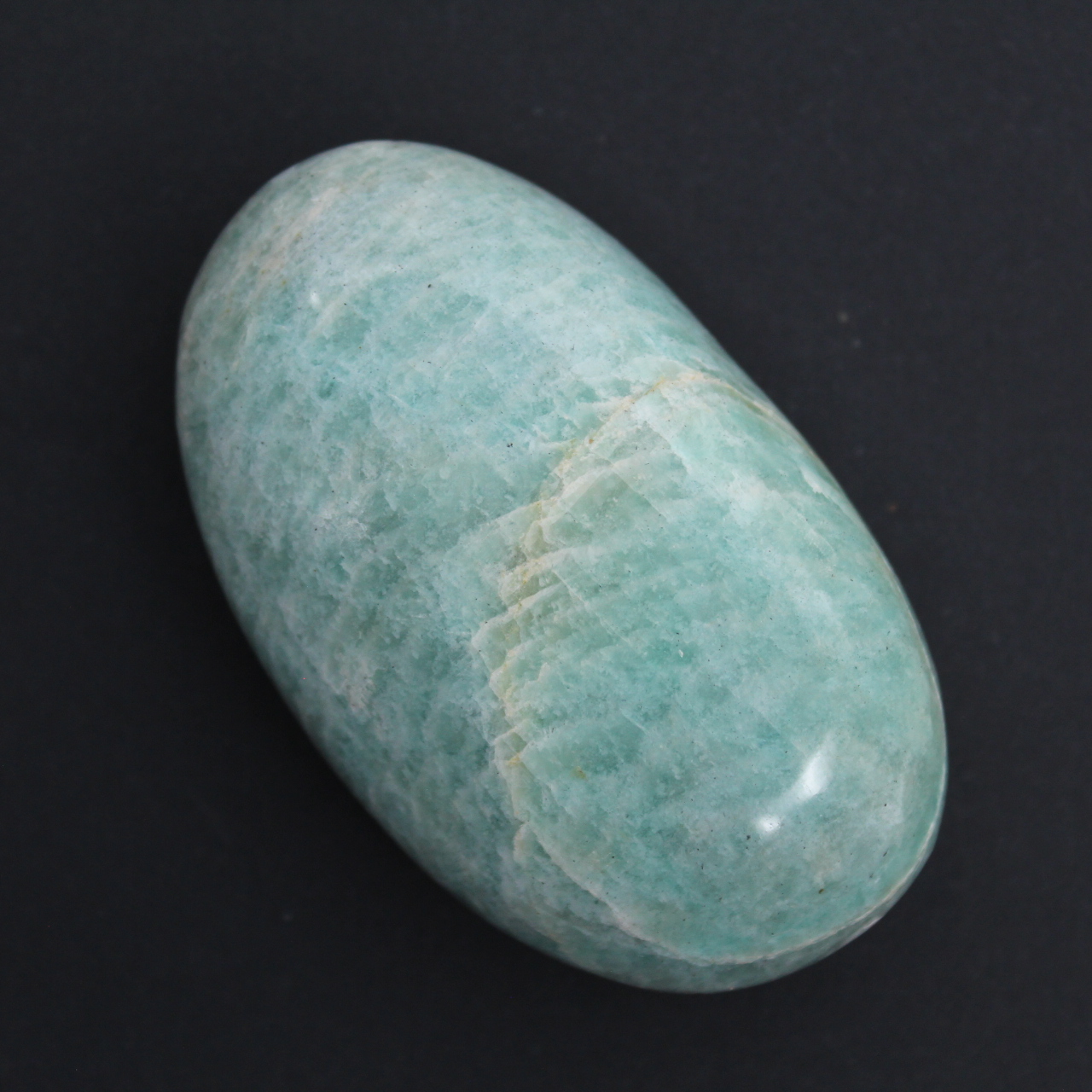 Galet en amazonite