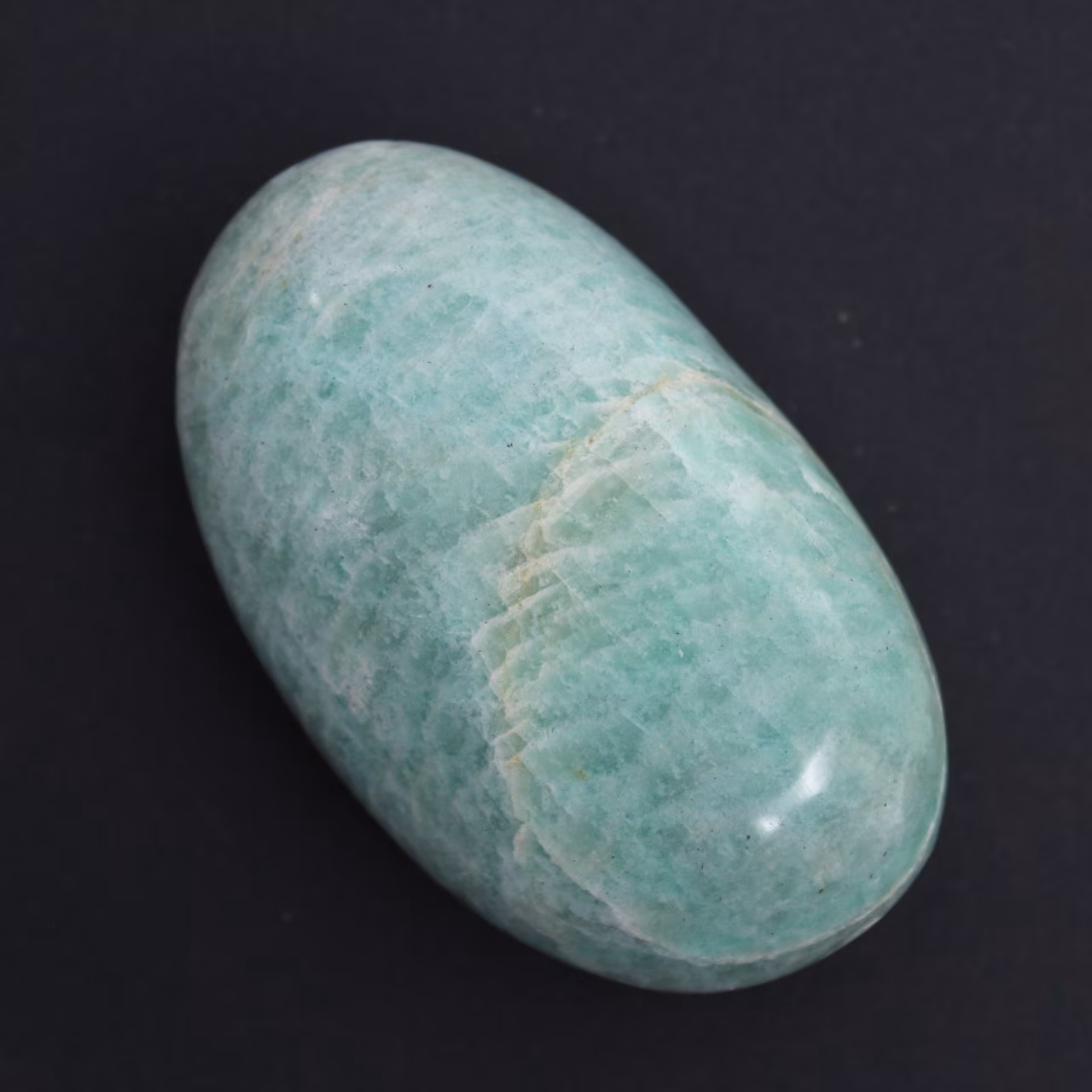 Galet en amazonite