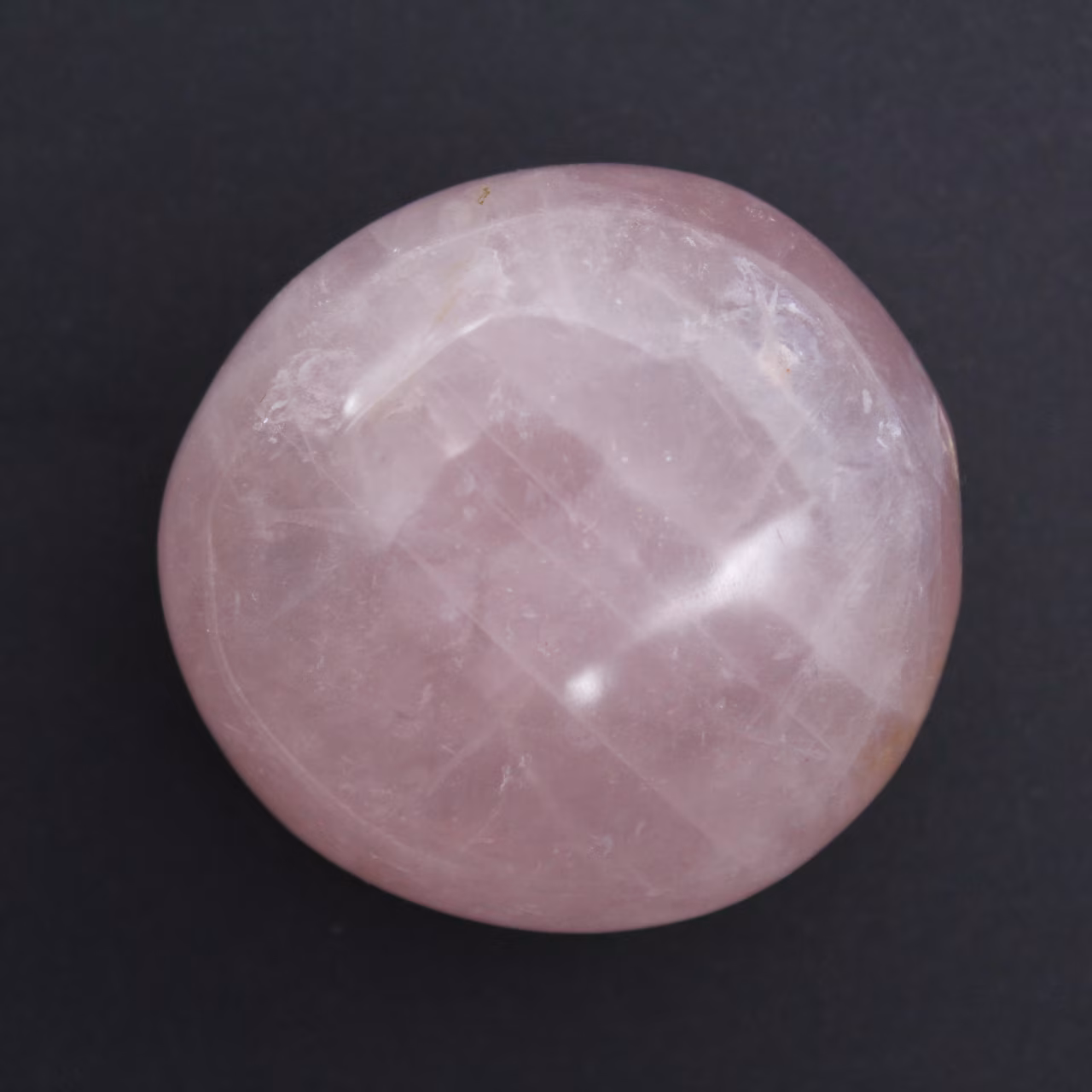 Galet en quartz rose