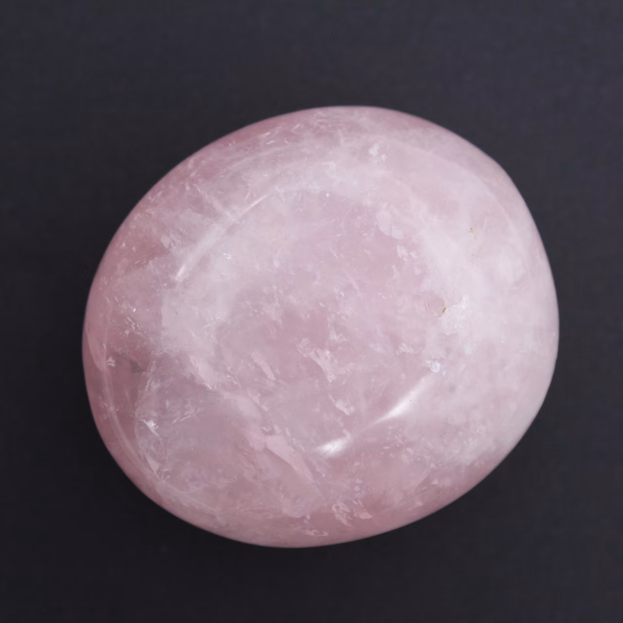 Galet en quartz rose