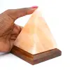 Lampe pyramidale en sel rose de l’Himalaya - 2