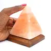 Lampe pyramidale en sel rose de l’Himalaya - 0