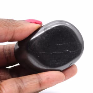 Décoration en pierre de shungite