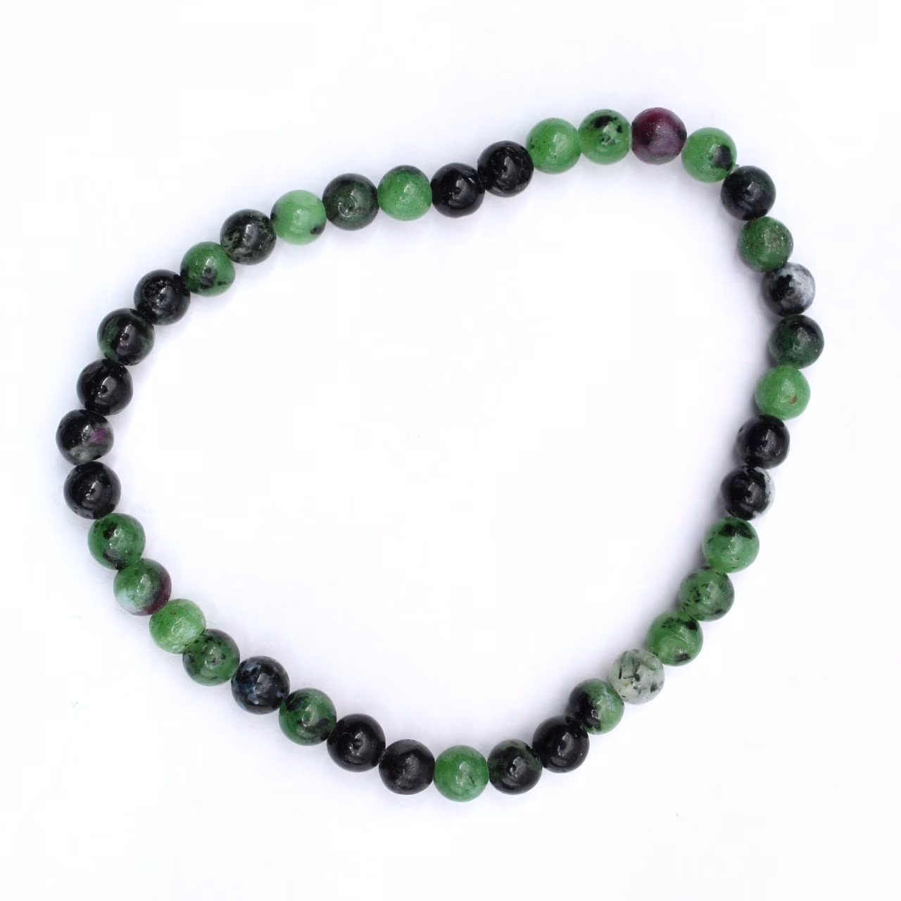 Bracelet en zoïsite à rubis