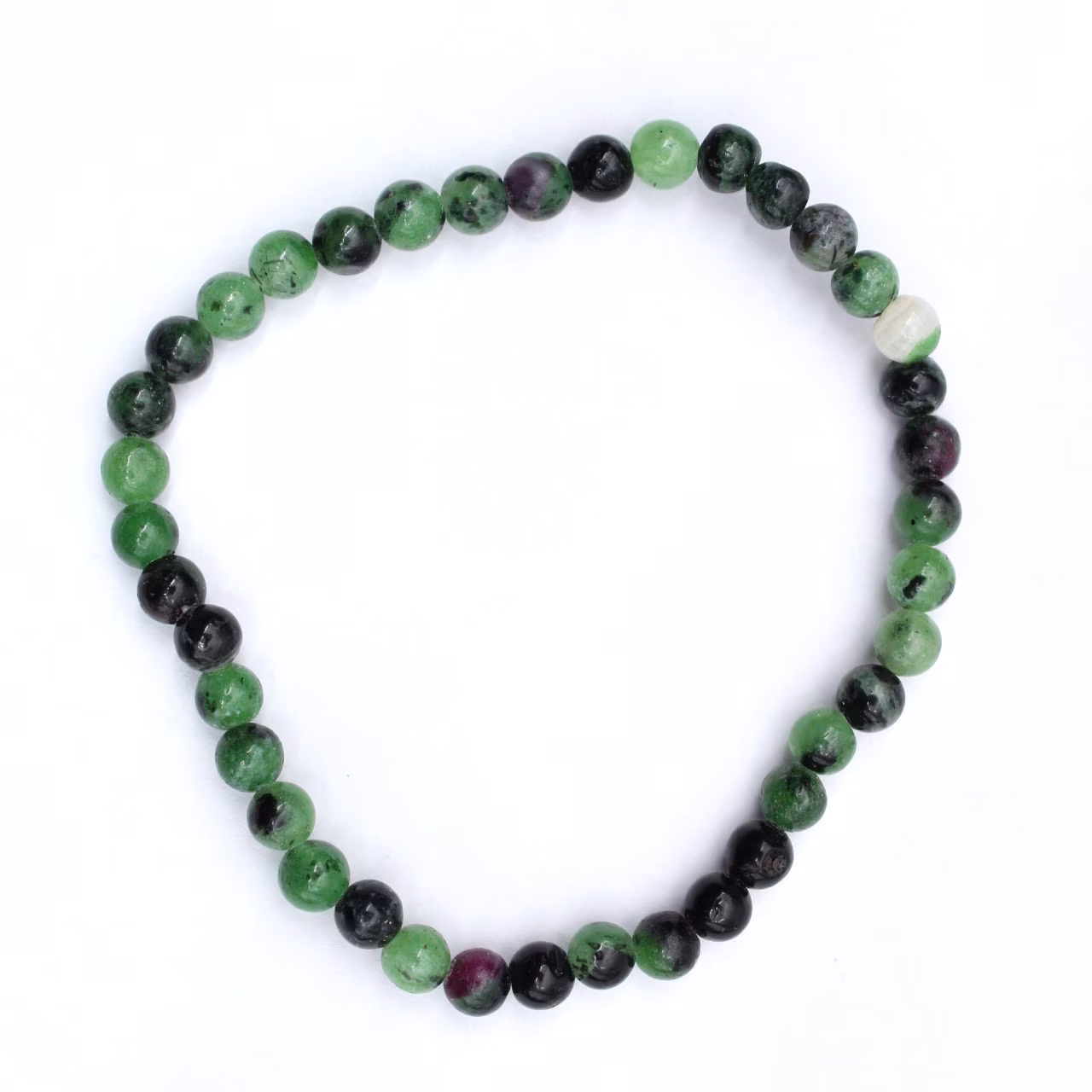 Bracelet en zoïsite à rubis