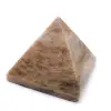 Pyramide en pierre de lune de Madagascar - 4