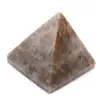 Pyramide en pierre de microcline de Madagascar - 0