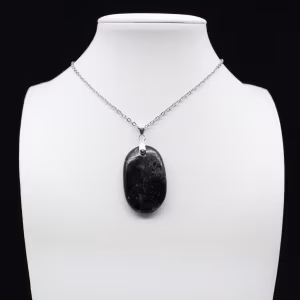 Pendentif tourmaline noire