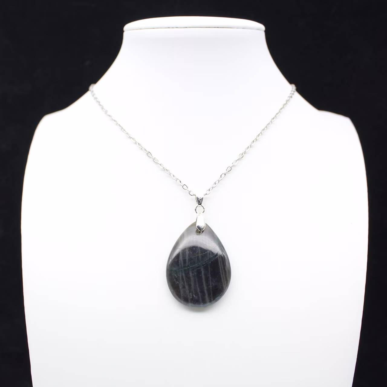 Pendentif goutte en labradorite