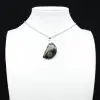 Pendentif de jaspe kambamba de forme de lune - 0