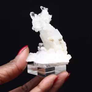 Cristal de quartz faden sur socle