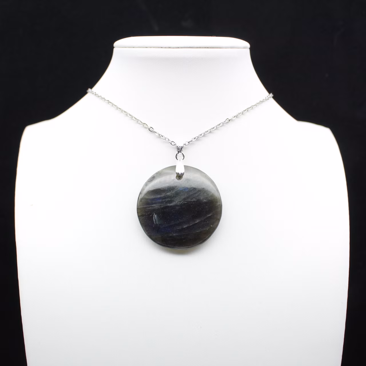 Pendentif rond en labradorite