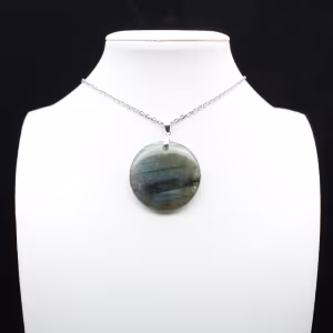 Pendentif rond en labradorite