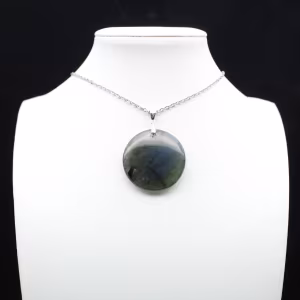 Pendentif rond en labradorite