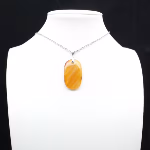 Pendentif en cornaline de Madagascar