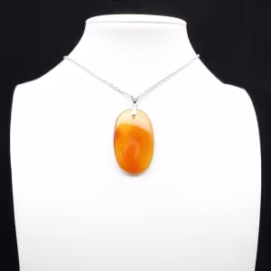 Pendentif en cornaline