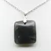 Pendentif carré en labradorite de Madagascar - 2