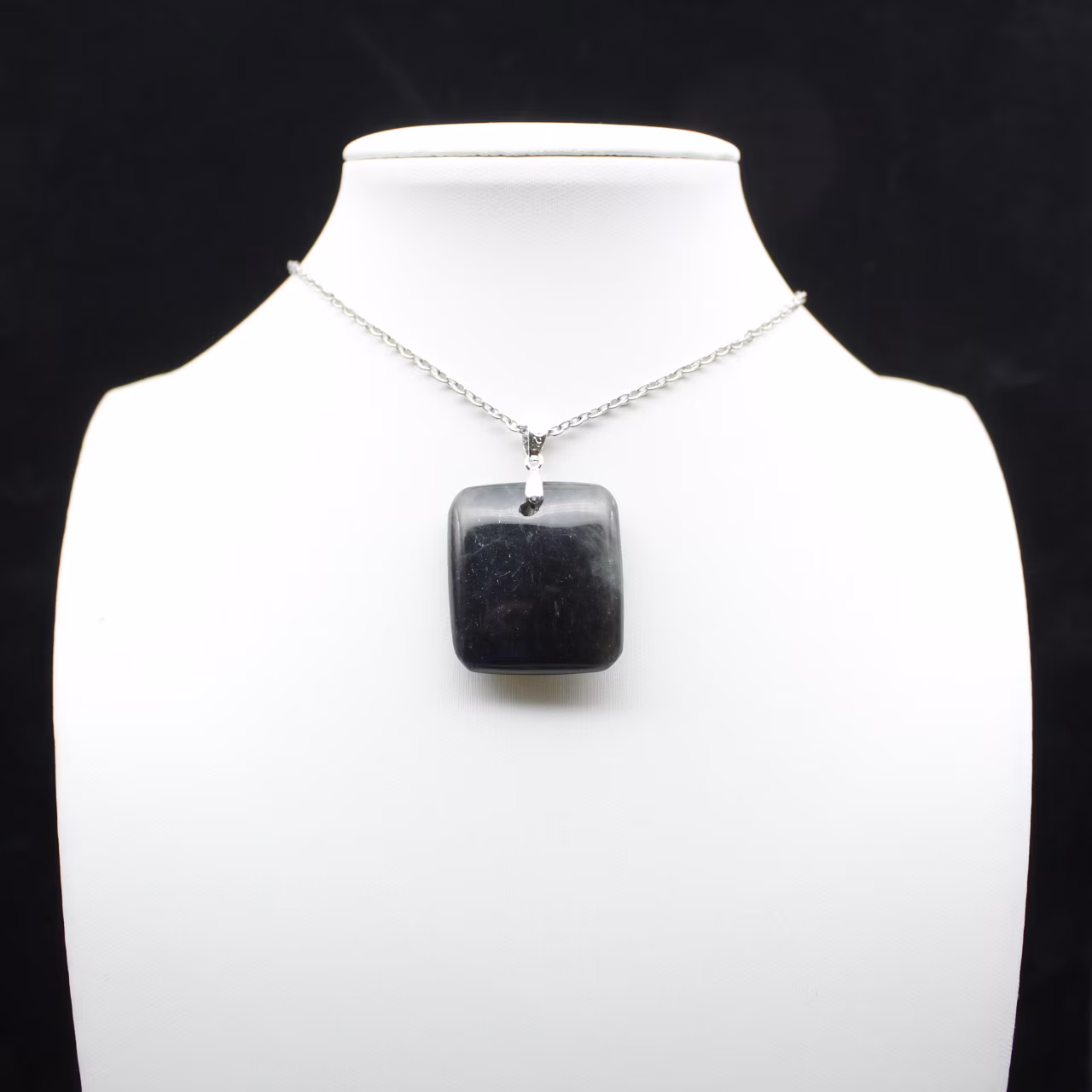 Pendentif carré labradorite