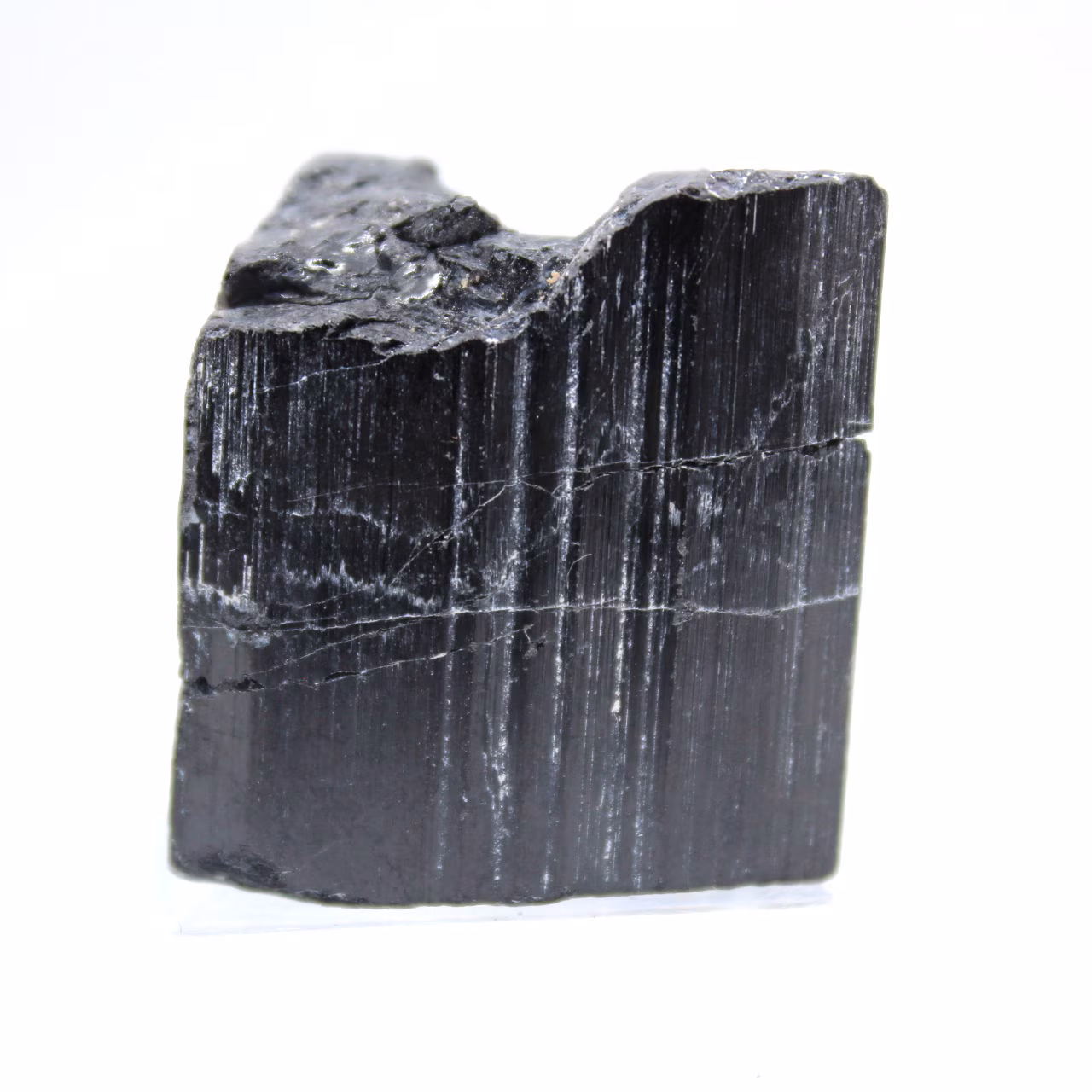 Cristallisation de tourmaline noire