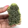 Épidote verte d’Imilchil, formation naturelle sur gangue - 0