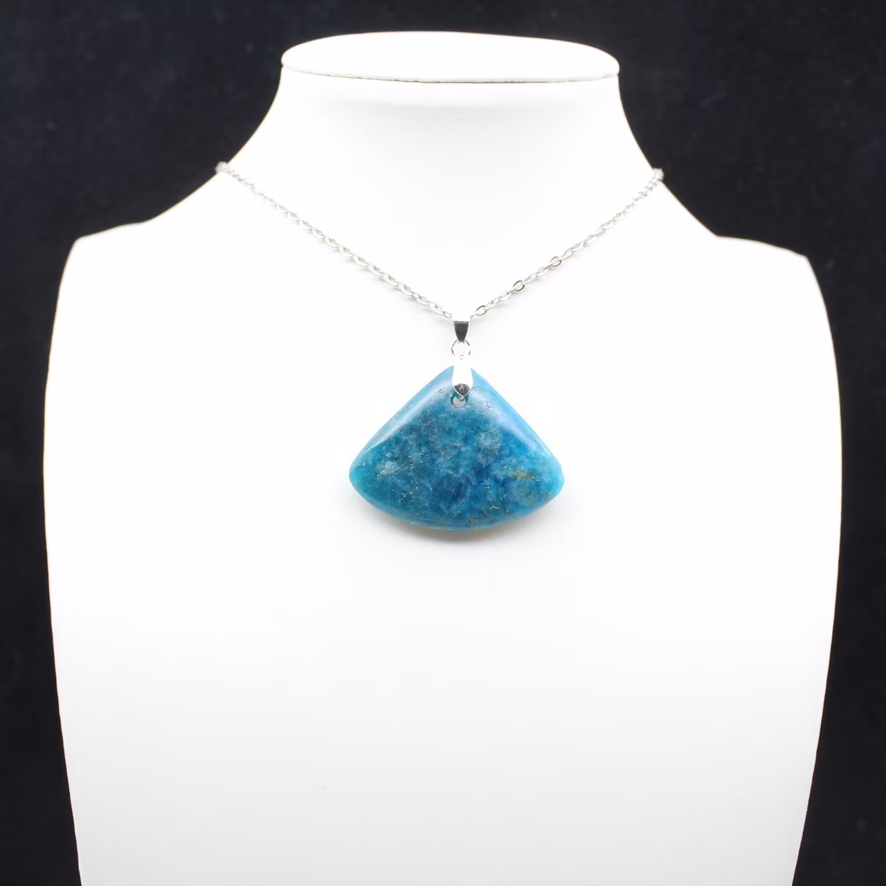 Pendentif Apatite Bleue - Spécimen Minéralogique Madagascar
