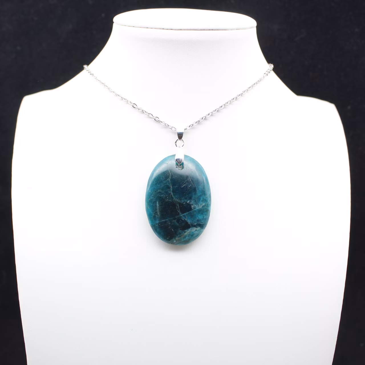 Pendentif Apatite Madagascar - Cristal Naturel Dense