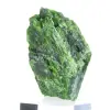 Chromediopside brut finlandais, échantillon vert sur socle 80 g - 4