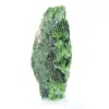 Chromediopside brut sur socle, pierre verte scandinave 60 g - 2