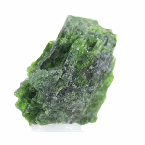 Pierre brute chromediopside Finlande, pyroxène chromifère 55 g