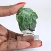 Chromediopside brut finlandais, minéral naturel sur socle 55 g - 1