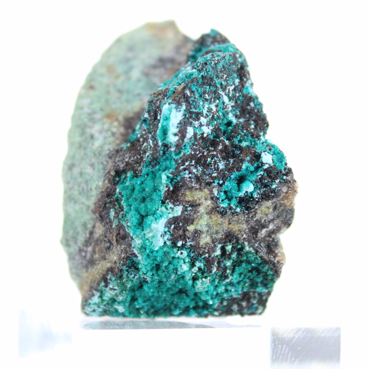 Cristaux de Brochantite Verte du Chili sur Socle