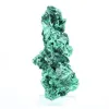 Échantillon de malachite fibreuse congolaise sur socle transparent - 2