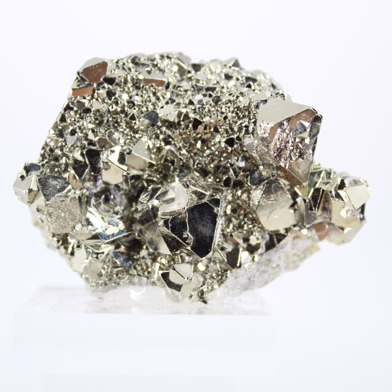 Pyrite dorée du Pérou à cristaux triangulaires – Collection