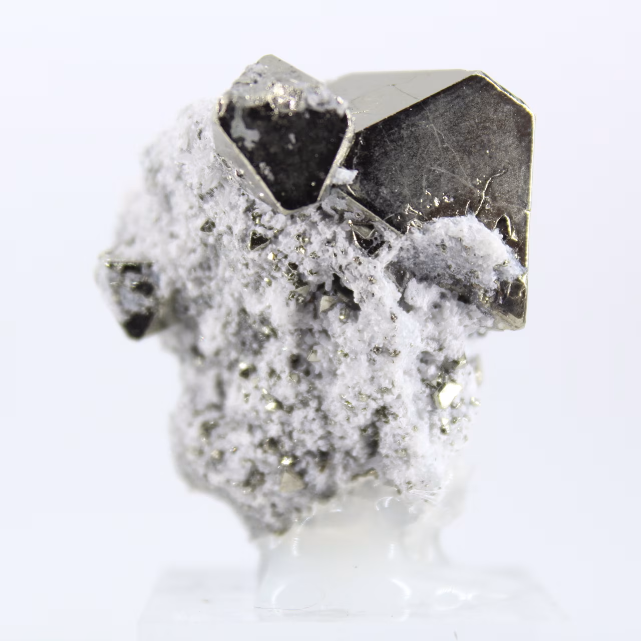 Cristaux octaédriques de pyrite, sulfure de fer du Pérou