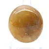 Petit galet de quartz jaune malgache à exposer - 0